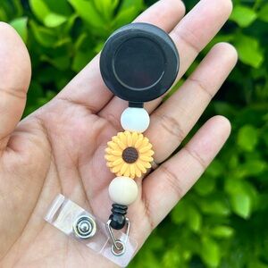 Sunflower 🌻 Badge Reel